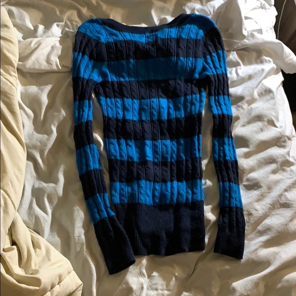 Sweater! - Picture 4 of 5